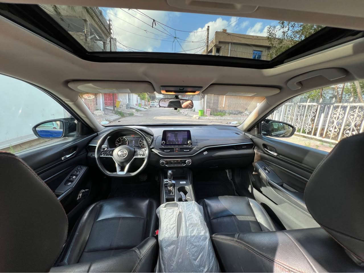 سلام عليكم سياره للبيع 

نيسان التيما 2019✅

مواصفات SR PLAS💪🏿

السياره كامل مواصفات

_ سلايد 

_كشنات جلد

_تدفئة كشنات

_شاشه جبيره

_كشن السايق و كهرباء

_رادارات امامي  

_بصمه اباوب

_تشغيل عن بعد 

_شفتات ستيرن 

—اشاير بلمري 

السياره جديده بدون نقص  ماشيه100 ميل   گير محرك مكفولات ضرر سياره جامرلغ الامامي فقط بدون دواخل وكلشي بل سياره على وضع الشركه ……

سعره138وبيهه مجال

مكان سياره ديالى المقدادية 
رقم ***********‏ المقدادية, ديالى
