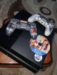 بلايستيشن 4 • ٥٠٠جيجا • ٢ جوستك