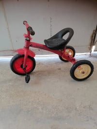 بايسكلات • أحمر • بنفسجي