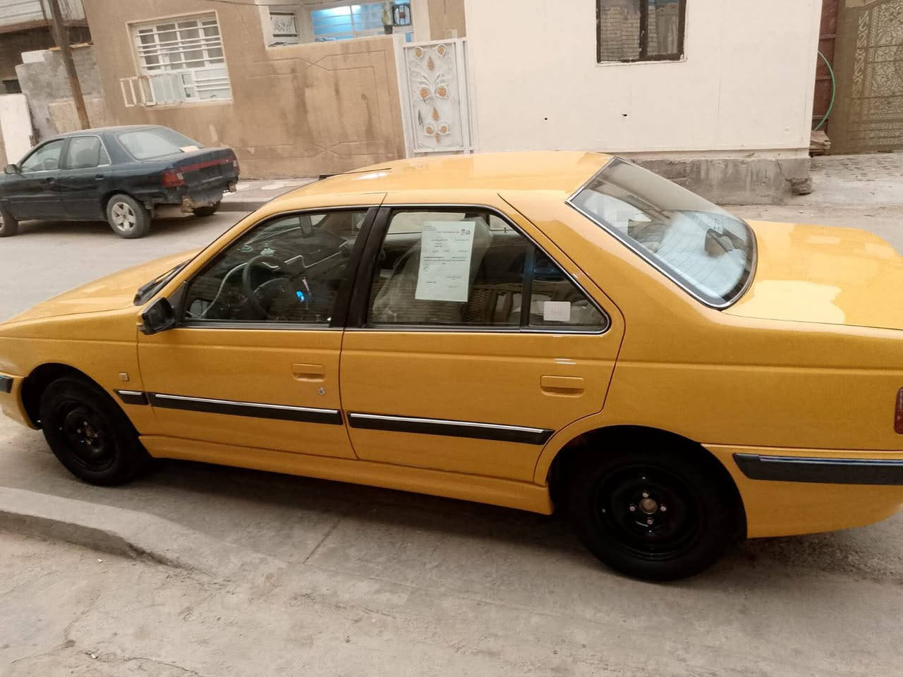 السلام عليكم اخوان بيجو بارص للبيع موديل ١٧ سيارة جاهزة وخير من الله فقط صبغ بل بنيد وطخة على البارد بالجاملغ الخلف الصدر مصفرة هيئة وغرامات رقم نكليزي العنوان بغداد الجديدة النعيرية السعر ٦٢ وبيه مجال ***********
