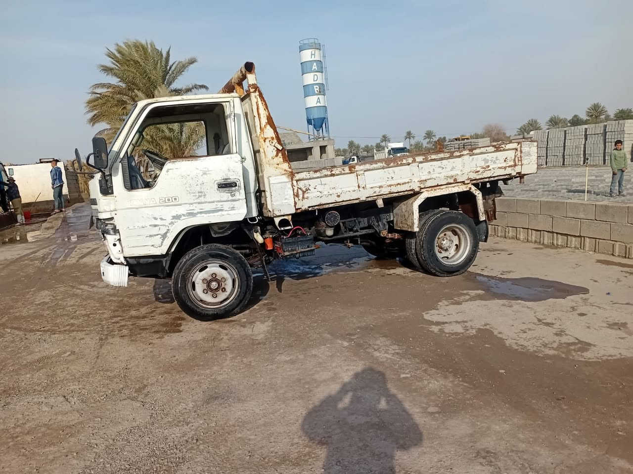 للبيع تيوته رقم ديالى بسمي مكفول محرك وكير 
مكان صلاح الدين ***********
السعر 48$
