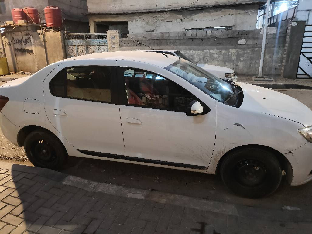 السلام عليكم رينو سيمبول اقساط موديل 2023 لون ابيض رقم بصرة دولي وكالة مضمونة بااي وقت مكينة وكير مكفولات سيارة نظيفة تدفئة تبريد حدادية الامامية يحتاجلها ترتيب ماعدا حادث بسيط جاملغ الامامي موضح بالصور بدون دواخل شرط للاستفسار واتساب *********** السعر 105 وبيها مجال وترايك وين ماتريد البصرة, العراق
