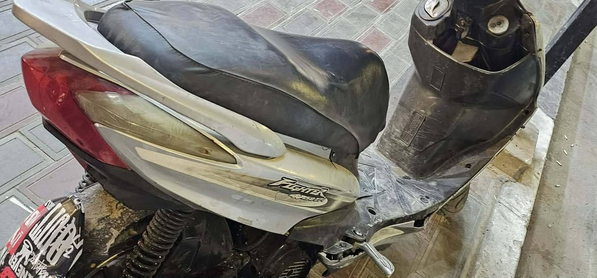 دراجه مرتبه ومكينتها نضيفه وكلشي بيها يشتغل سعرها ٥٥٠ وبيها مجال للشراي


**إذا كنت صاحب هذا الإعلان وتريد حذفه لأي سبب، رجاءا أرسل رسالة إلى الدعم الفني**