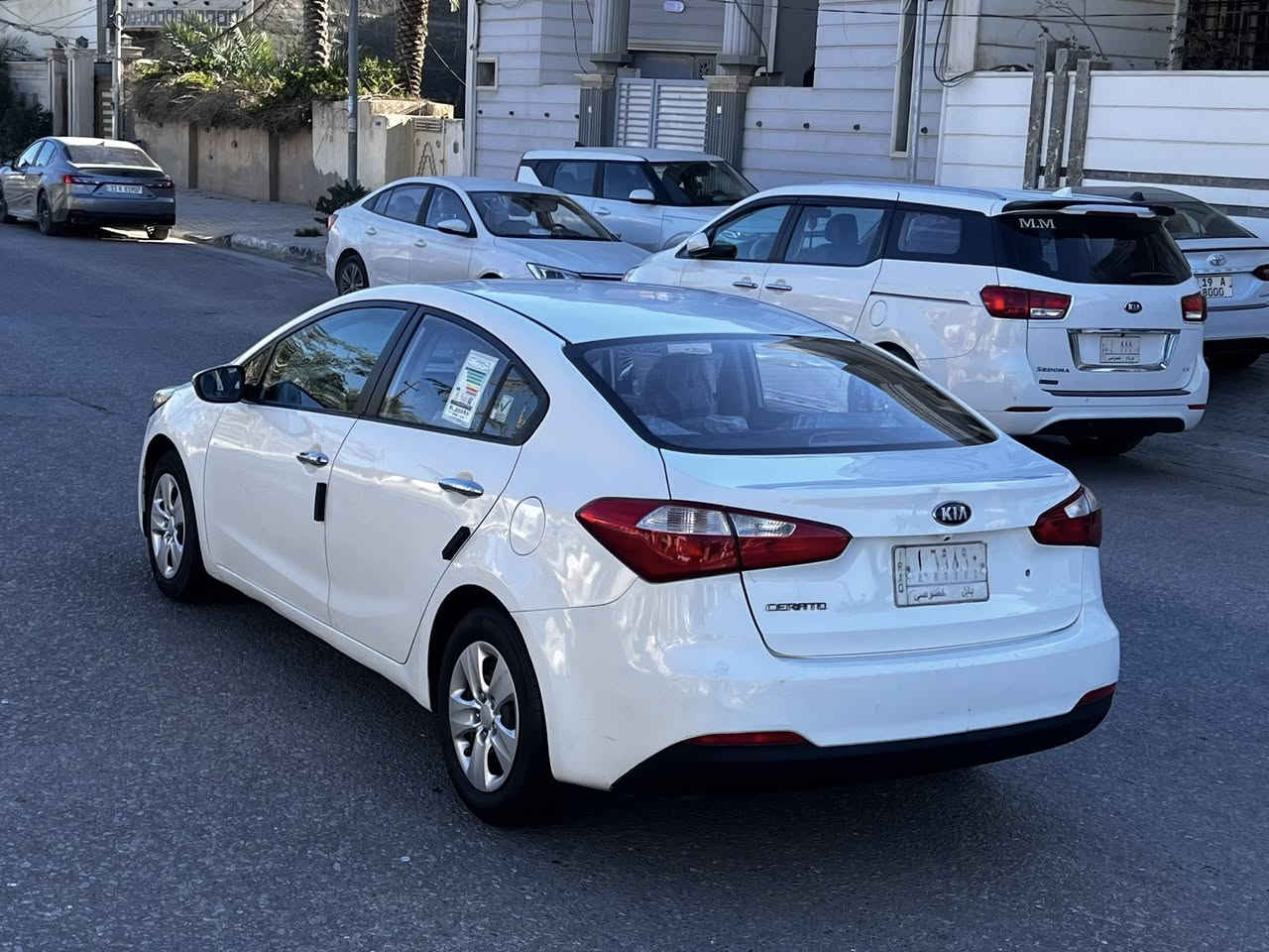 ‏سلام عليكم ***********  للبيع كيا سيراتو موديل 2014 السعر 108 وأرد خليجي السيآرة مكفولة من الحادث والتبديل بدون أي ارباك مواصفات السيآرة شاشة وكاميرا خلفية يدات نيكل اشاير عل المري محرك دوش داخل بيجي لد أمامي 4 دسك السيارة بيه صبغ قطعة اثر شخوط مكينة وكير وحداديه وتبريد وتخم تاير بحاله ممتازه جدا رقم بآبل تحويل مباشر سنويه مجدده 2030 مكان السيآرة كربلاء
