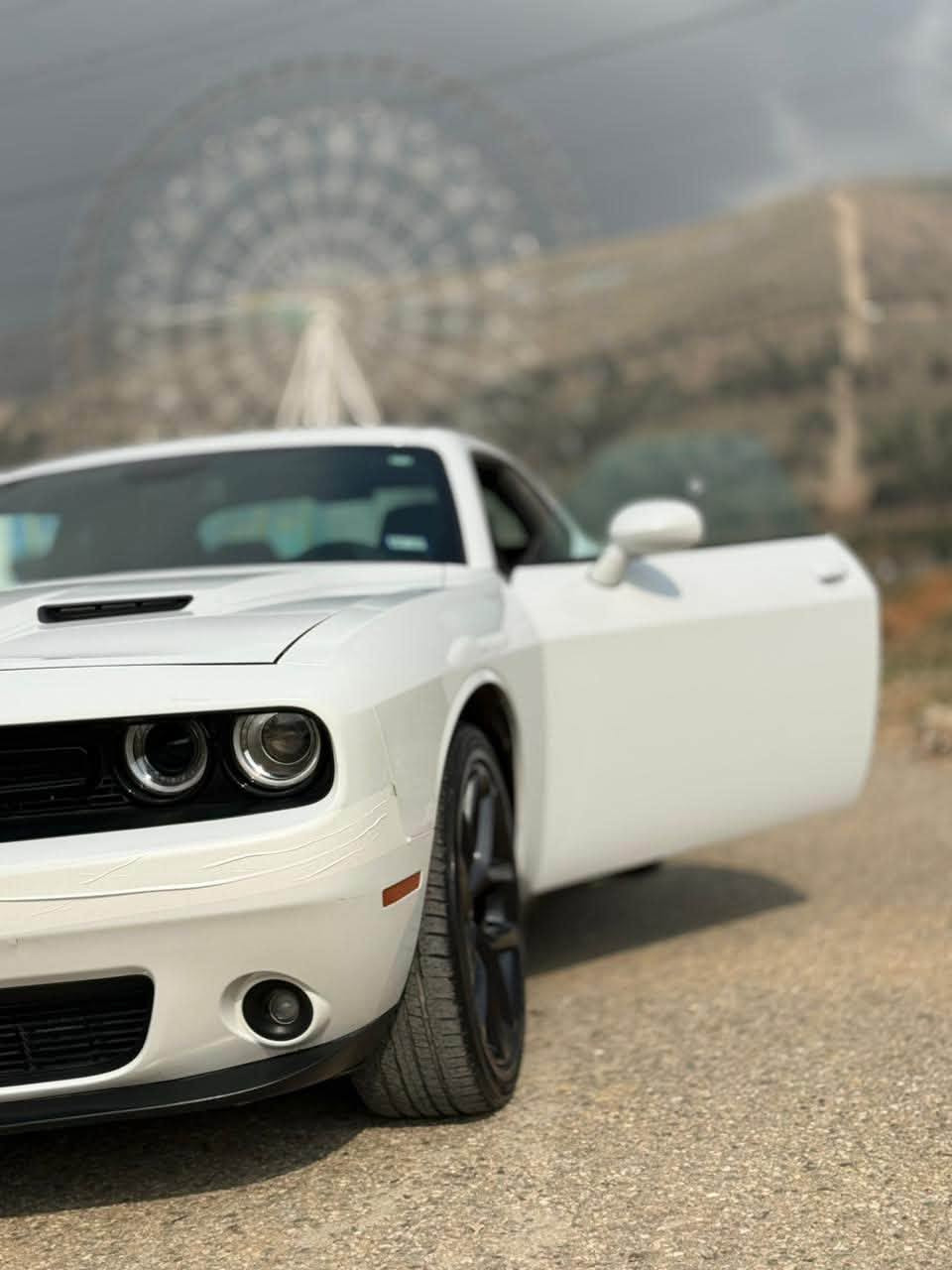 السلام عليكم 🌹
للبيع أو المراوس
🚗 Dodge Challenger SXT Last Call موديل 2023 (آخر نداء)

⚠️ صور الحادث مرفقة بكل شفافية.

💰 السعر: 224 ورقة (قابل للنقاش بالمعقول)
🔄 أو مراوس، نزل اللي عندك وما نختلف.

📍 الممشى: 45 ألف ميل
📍 المحرك: V6 سعة 3.6 لتر

✅ السيارة جديدة جداً ونظيفة.
✅ حجر محرك وكواتم وكالة.
✅ الصدر بالباكيت والطسات زلال.
✅ شاصي وكالة بدون صبغ أو تعديل.
✅ بدون دواخل، بدون إيرباك، وبدون لغد.
✅ سيارة جاهزة 100% بدون أي نواقص.
✅ رقم بغداد.

ملاحظة مهمة:
الجاملغ الأمامي الأيمن فقط مبدل، ويوجد بعض الشغلات البسيطة الناتجة عن التحميل والتفريغ، والسيارة على الطبيعة كريستالة وتشوفها بعينك.

المواصفات:

* شاشة SXT
* Apple CarPlay
* تشغيل عن بعد
* بصمة
* ويلات قياس 20
* لايتات زينون
* كت كامل مع البروجيكتر
* تحويل مباشر ✅

📍 الموقع: بغداد

📞 للاستفسار (اتصال أو واتساب): ***********
