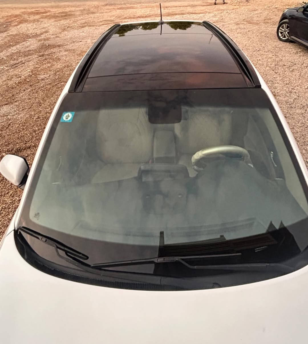 للبيع توسان خليجي 2019
رقم بغداد فول السياره ماشيه 63 الف سنويه جديده صادره تحويل ثاني يوم بيها ملاحظات بسيطه موضحه بلصور فقط لاغير 
ب198$ وبيها مجال
للأستفسار مراسله خاص او اتصل ***********
العنوان  متواجد فلوجه او بغداد
