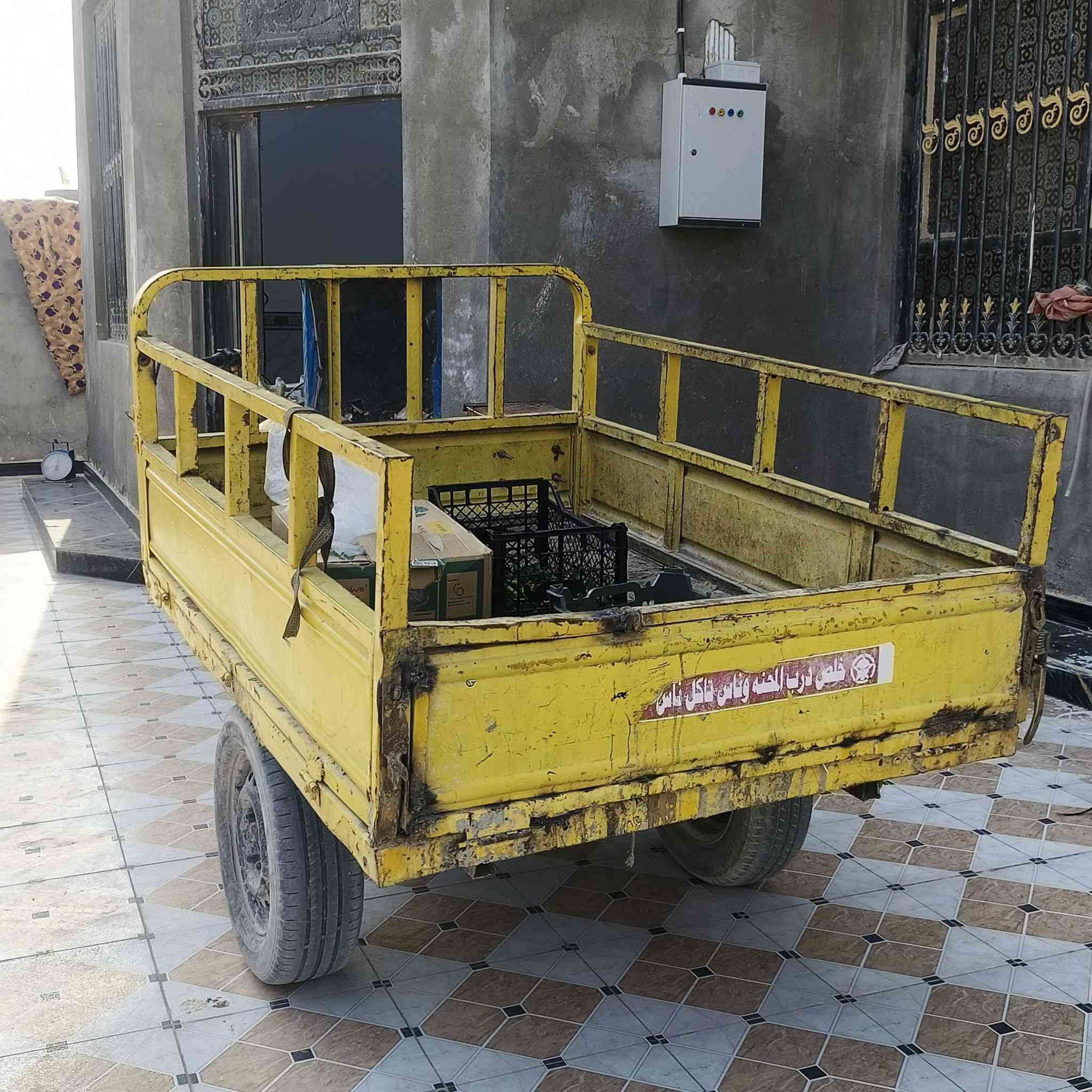 ستوته دوات للبيع سعر 550بيها قليل
