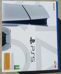 بليستيشن 5 جديد وبعده بالكارتون مستعمل ساعتين وبس شغلته ورجعته بالكارت...