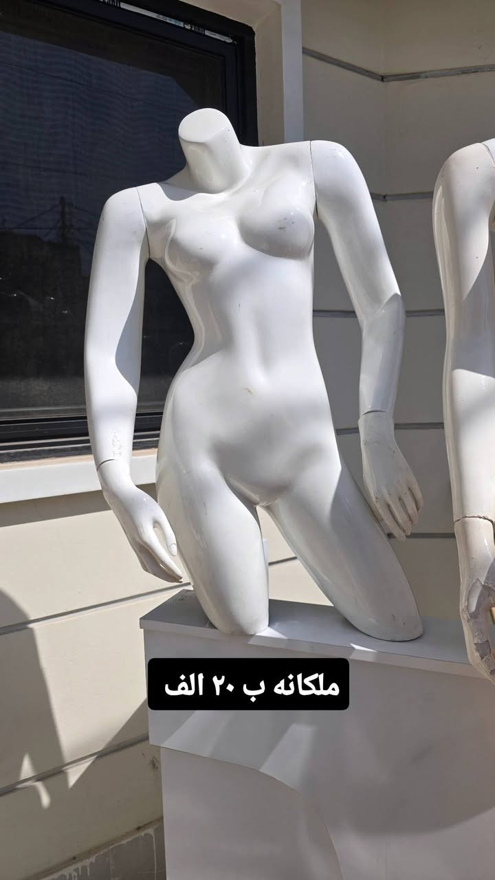 السلام عليكم
ملكانات + ميز كاشير + استاند ثقيل ل بيع 
مكاني بغداد كل قطعة مكتوب سعرها و بيها مجال 
لتواصل ***********
