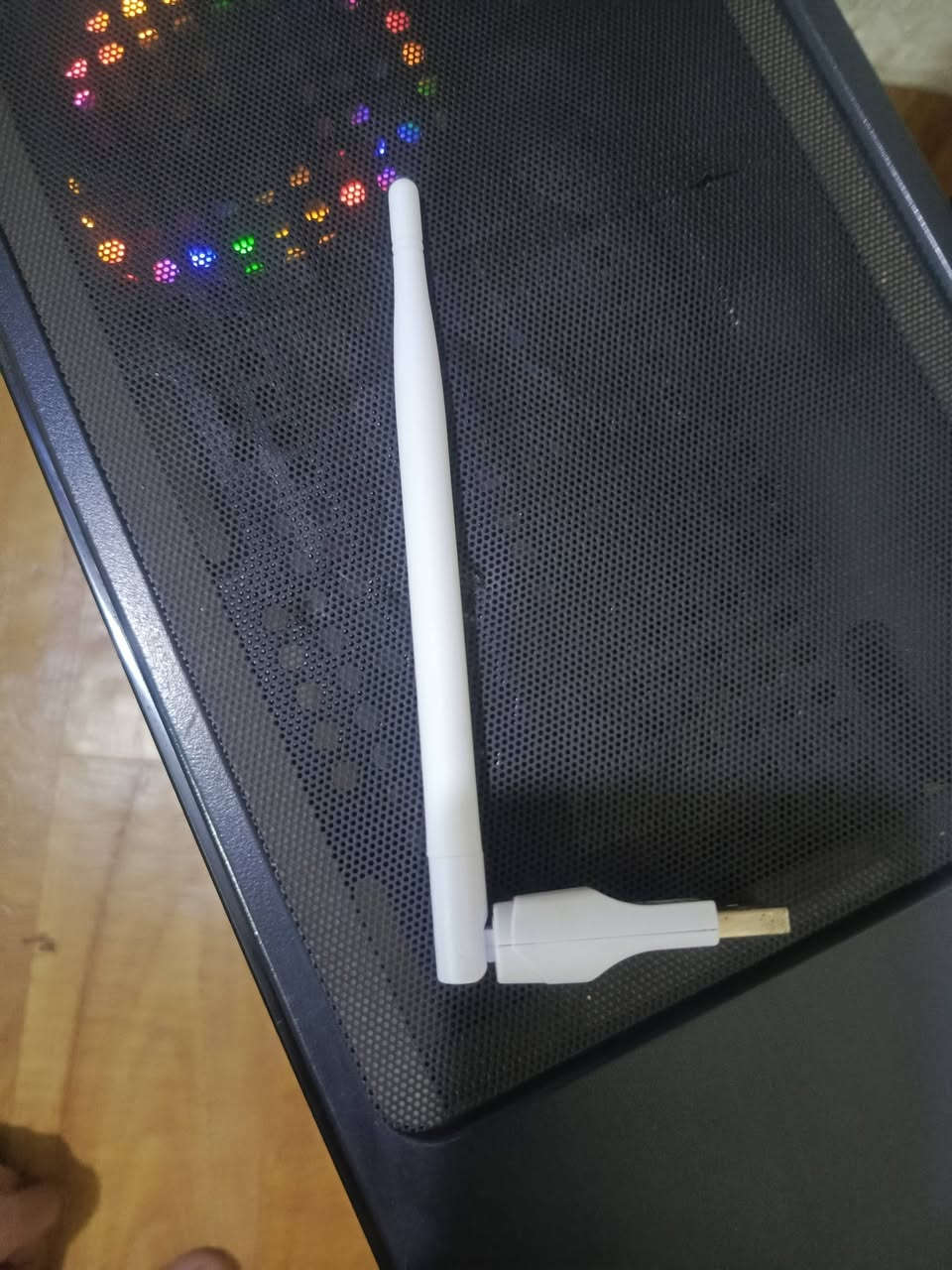 تجميعه العاب خرافية 
مواصفات 
i5 9400f 
 GPU 1660 6GB 3fan 
600w
RAM 16 DDR4 8.2
HARD 1TB=128 SSD
ويه مال الانترنيت هديه 
السعر 425 وبيه مجال وكلش نضيفه

***********
