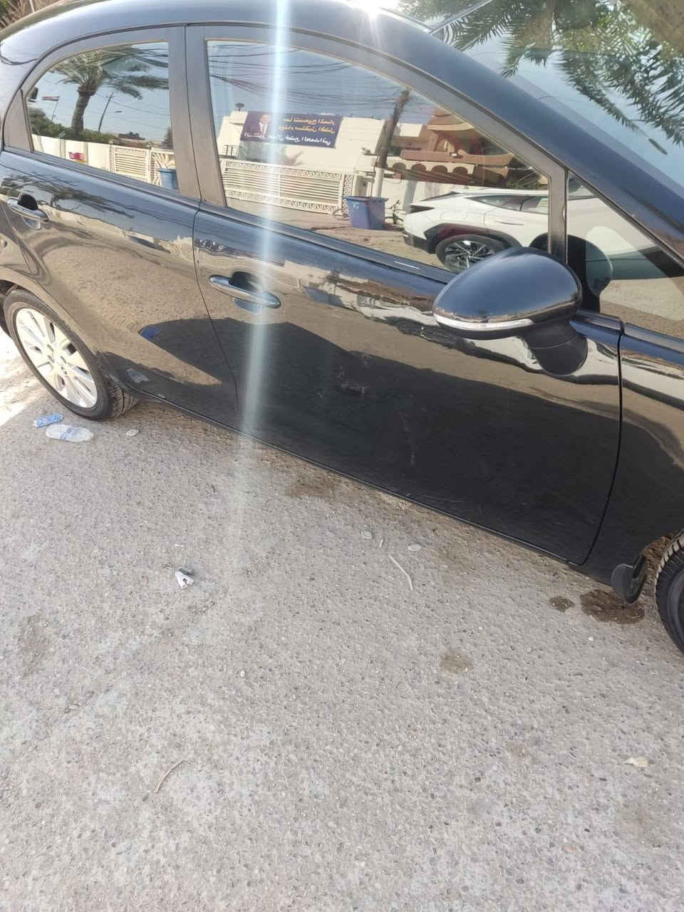 السلام عليكم كيا ريو للبيع فقط موديل ٢٠١٣ وارد امريكي السيارة بدون صبغ فقط الدعاميات وبدون ايرباك ابيع شرط الفحص اللون اسود رقم ديالى انكليزي تحويلها ببغداد او اي محافظة ماشية ٨٨٠٠٠ الف كيلو متر محرك GDI بحالة ممتازة تبريدها جيد مواصفاتها فتحة سقف مري شفط ويل كب ١٦ كراسي هيتر كاميرا اصلية تحكم ستيرن جهتين بيها بارد باب الايمن وبالصندوك وموضح بالصور وباسمي السيارة مكاني بغداد الدورة رقم الموبايل *********** يتوفر واتس اب السعر ٨٣ ومجالها بسيط
