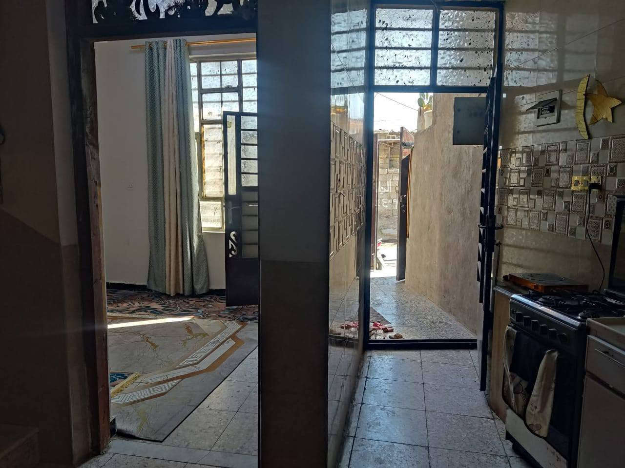 اسلام عليكم بيت لبيع مساحه 74الكماليه نهايت البستان بناء جديد قاط اول كامل وثاني نقص بياض وكاشي  السعر 58 قفل 
اتصال أو واتساب***********
كاع بيت مراد سند 25
