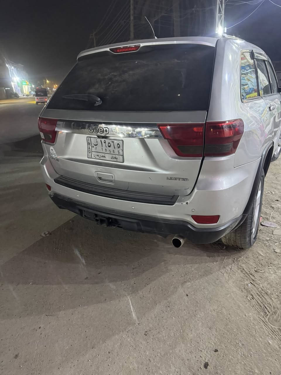 السلام عليكم
 للبيع أو مراوس جيب شيروكو موديل 2013 السياره صبغ عام موصفات ١/١ بصمه فتحه حساسات خلفيه مري شفط كشنات كهرباء  وجلد كامره خلفيه تشغيل عن بعود رقم بغداد سنويه مجدده لل٢٠29غرفه بيجي مكينه 6سلندر  سعرها 135 مكاني بابل الحله. ***********
