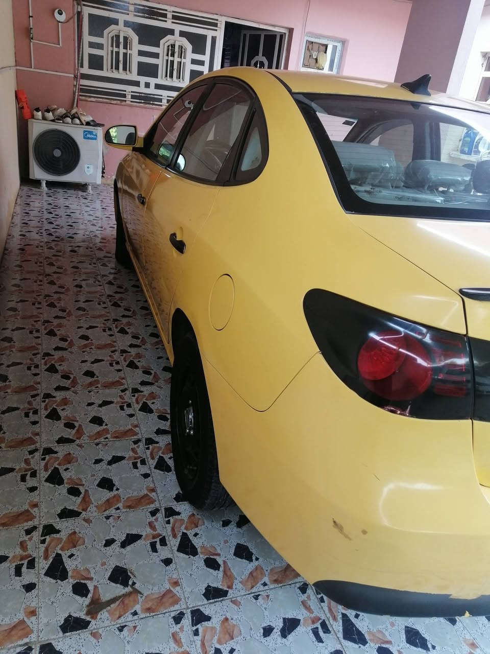 النترا ٢٠١٠ وارد أمريكي رقم انبار دولي بسمي مصفر هيئه وغرامات تخم تاير جديد صدر امامي خلفي جديد حادثها بنيد جاملغ  السعر ٩٣ بيها مجال مكان الحبانية للاتصال ***********
