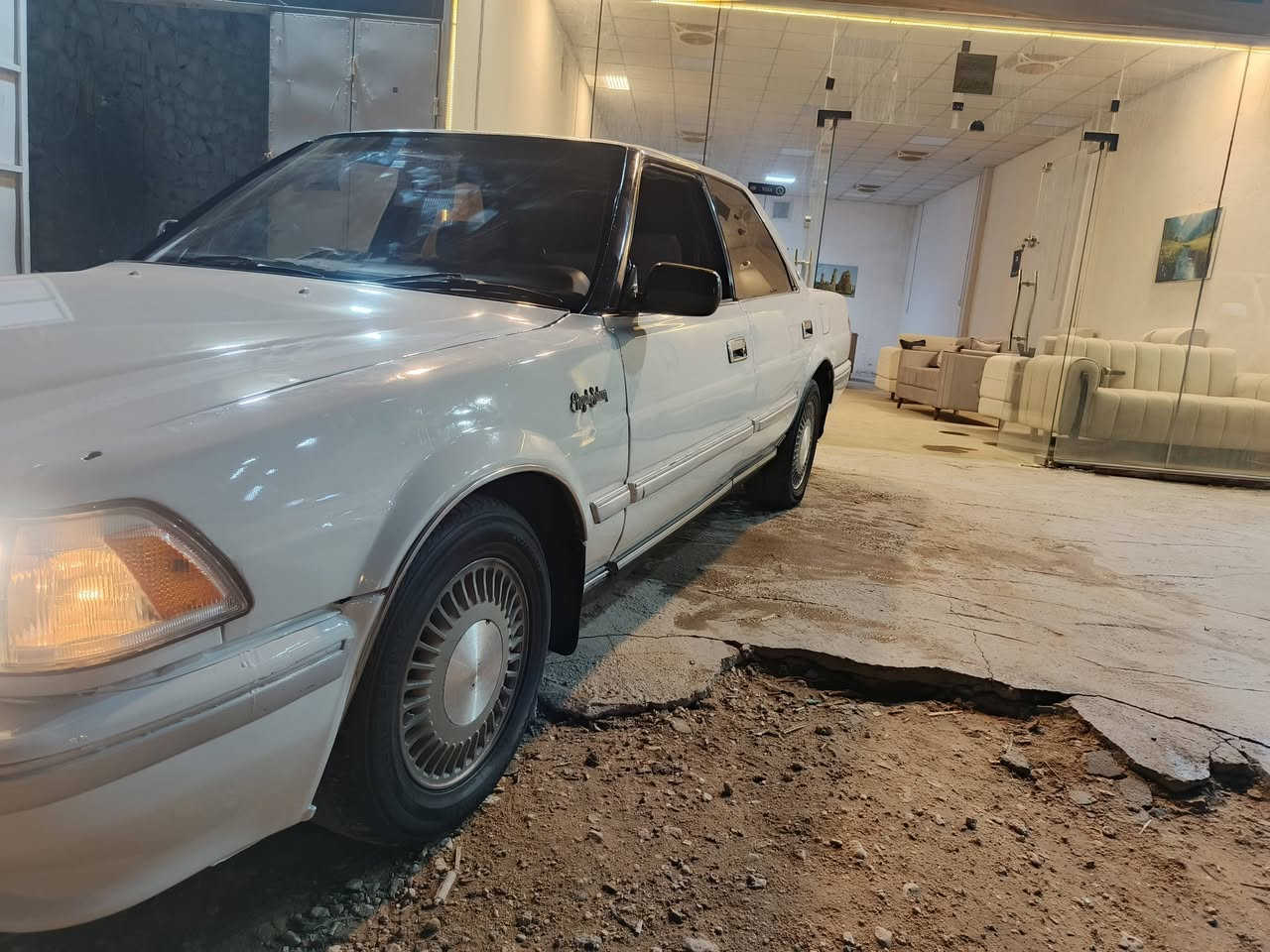 سلام عليكم هارتوب مديل 91 مكفوله من كص ونقل وضربه مكينه وكير جدد  سياره جاهزه دشبول جديد كهربائيات كله شغاله ماكني نجف ما متواجد على فيس هاذه رقمي *********** سعر 38
