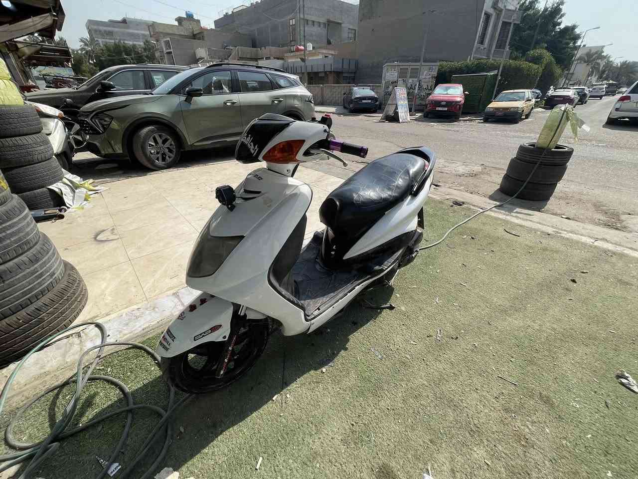 بيع دراجة سكنس  ب400 وبيهة مجال مكاني زيونه شارع الربيعي ***********
