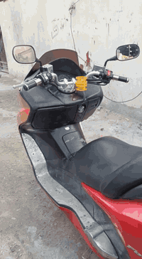 السلام عليكم دراجه فورزه صفر 8الله شاهد دراجه اتخبل وكلشي مابيهه مكاني بغداد بياع  قرب تقاطع درويش السعر 800وبيهه مجال حك الجيهه الرقم ***********
