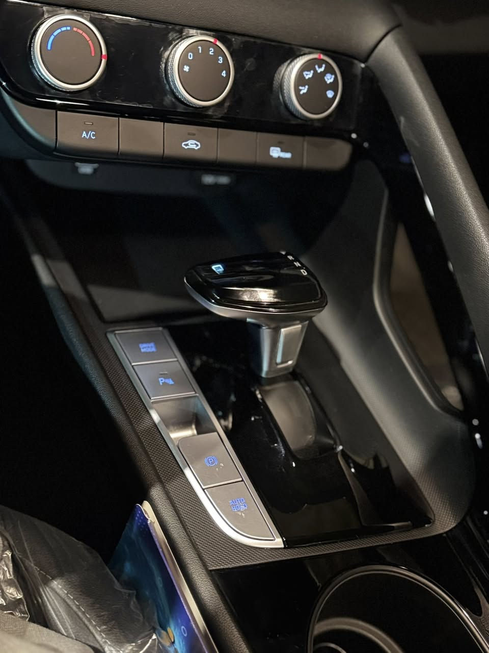 النترا ٢٠٢٥جديده ماشيه ٣٠٠٠تجميع صيني فول مواصفات محرك ١٦٠٠ دوش مكانه كربلاء السعرر ١٥٠ رقم تلفون ***********
