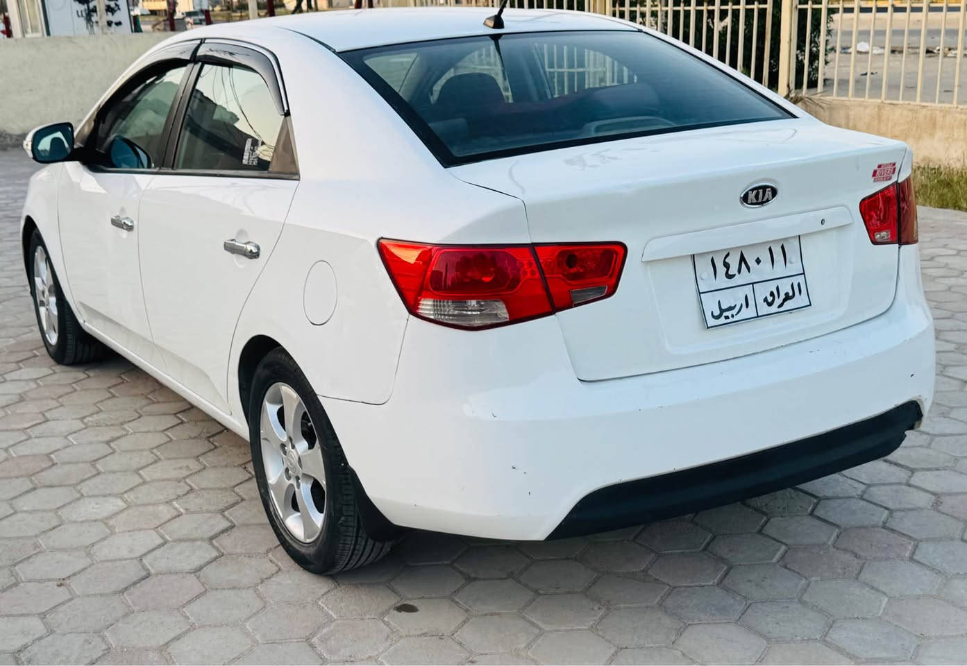 للبيع ***********السعر 86سيراتو موديل 10 رقم أربيل محرك 1600 دوش بيها قطعتين السيارة حلوه وجاهزة من كير ومحرك حداديه تبريد السعر 86 مكان السياره كربلاء مكلف بالنشر اتصل على الرقم كربلاء, العراق
