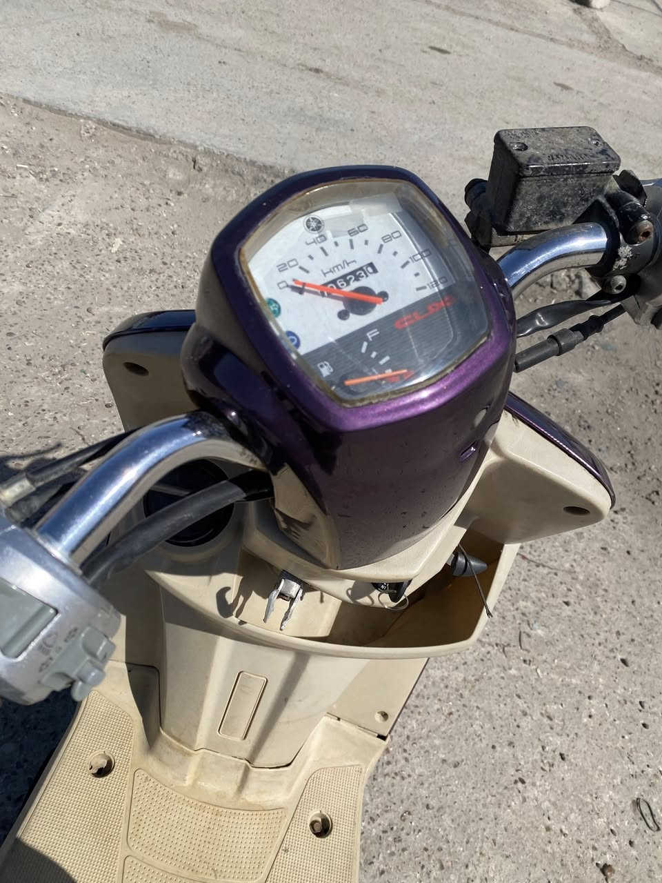 السلام عليكم دراجه ماكس بوليس سرعه١٢٠ للبيع الدراجه جديده شلعه ومعدل تعليك مكينه أبلادممفتوحه كهربائياته كله شغاله نكره سلف وهندر بكل وكت السعر٥٥٠ الرقم *********** المكان حي الجهاد
