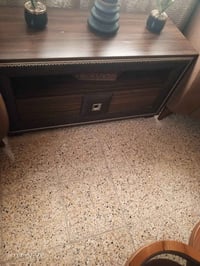 ٤ قطع • ٢ فاترينى • ٢ بوفيه