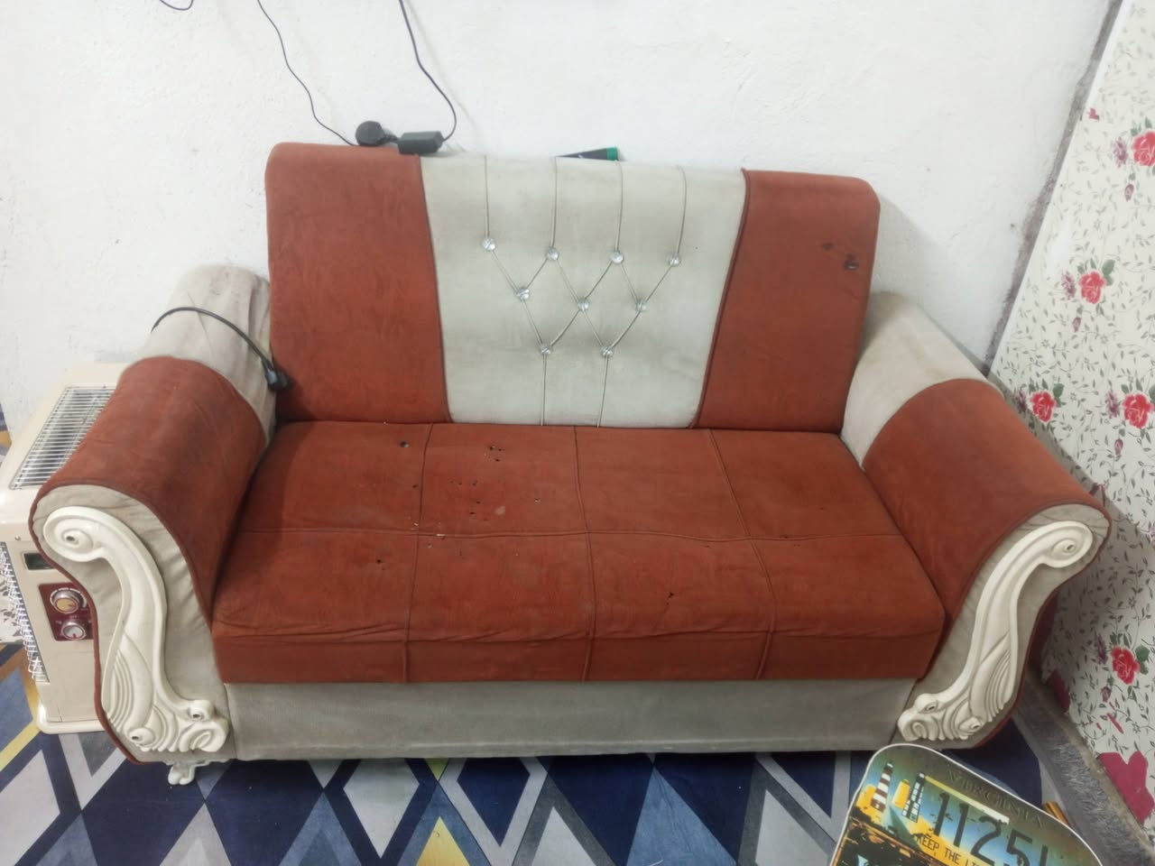 السلام عليكم تخم للبيع 7مقاعد نضيف بيه ضرر بسيط بسعر 70الف وبيه مجال مكاني عبيدي الشهداء الثانيه


**إذا كنت صاحب هذا الإعلان وتريد حذفه لأي سبب، رجاءا أرسل رسالة إلى الدعم الفني**