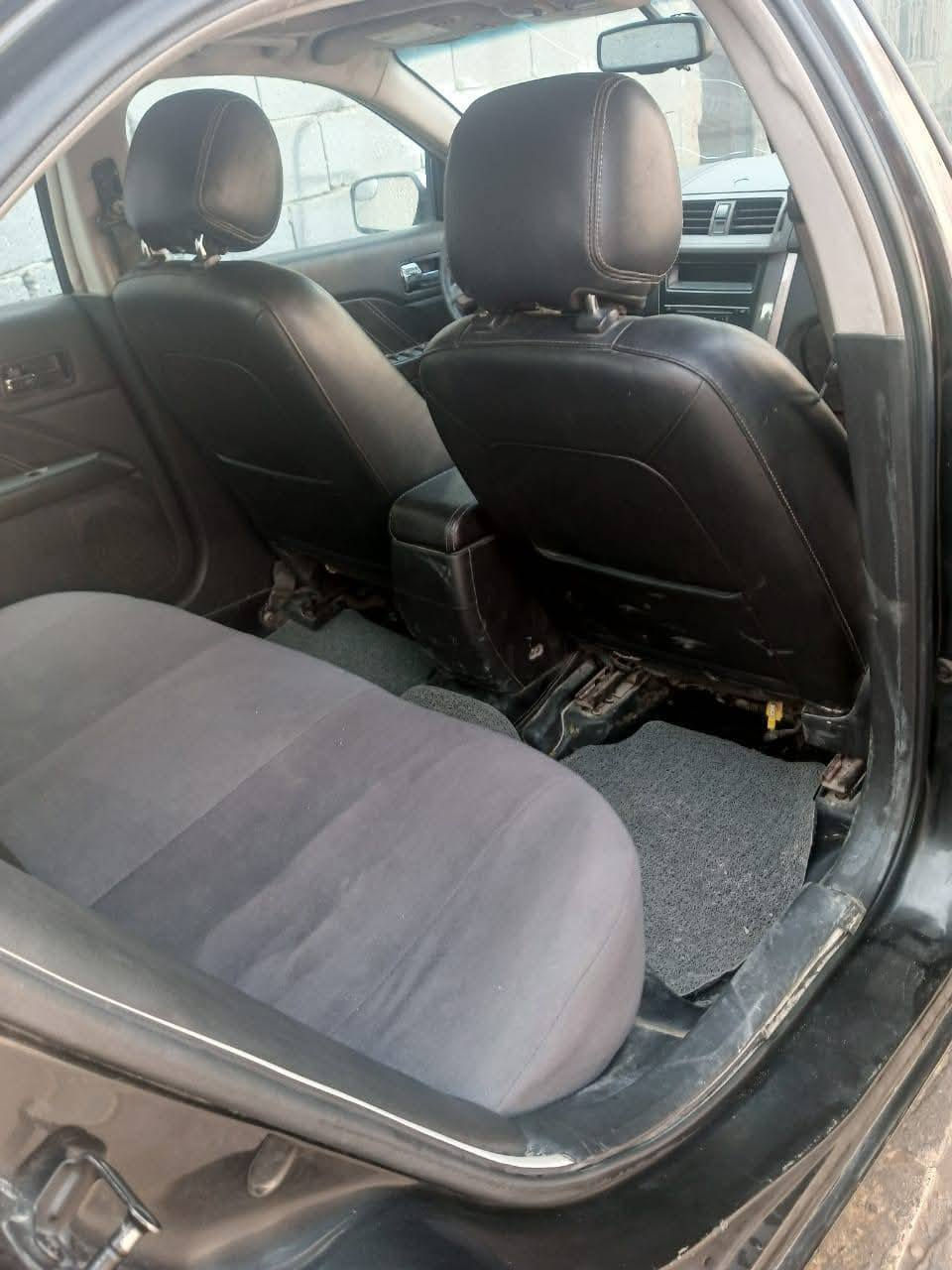 السلام عليكم فورد فيوجن ٢٠١٢ رقم بغداد الدولي تحويل مباشر حداديه جديده تخم تايرمكينه v6 خير من الله كير مكفول  جديد فتحه سقف كشن كهرباء جلد سياره مال جناي بيع مستعجل السعر ٥٥ وبيه مجال أو مراوس بسياره أقل منه وفرق لن محتاج فلوس بسيط كلش المكان كربلاء المقدسة هاتف ***********
