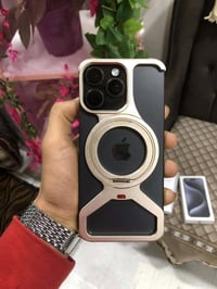 ايفون ١٥ برو ماكس • ٢٥٦ • بطاريه ٨٧