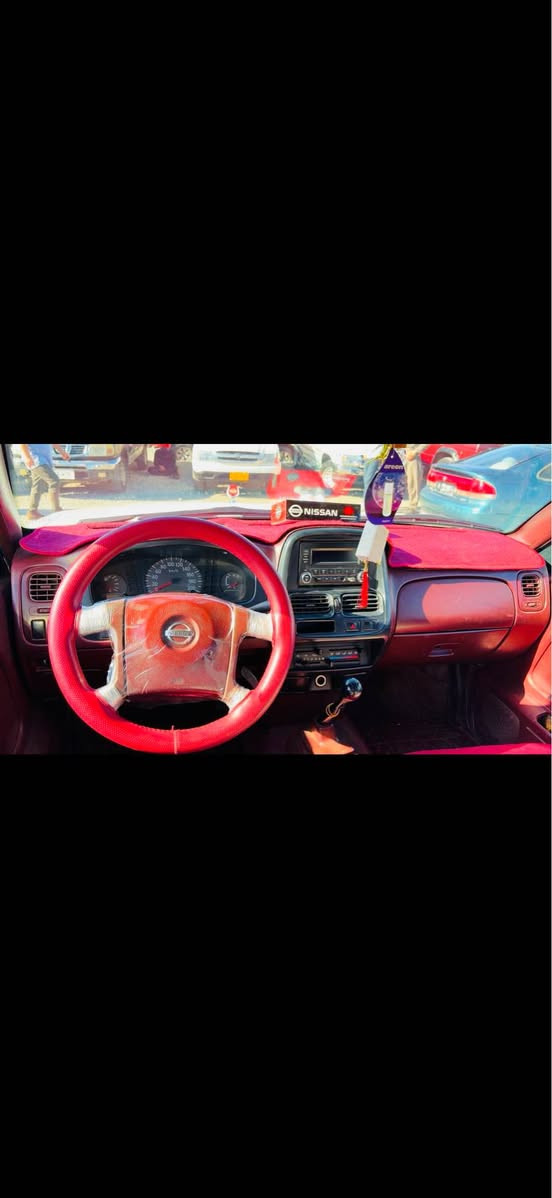 نيسان 2006 ناوسور پێشه كي هي مه حرز نيه ڕەقه م هه ولئر سه نه وي تا٢٠٣١  هه موشتي به زه مان ١ده رگاي بۆياغه بۆنيت يه ك په ڵەي بچوك قفڵی 113گه ڵ ***********
*********** السليمانية, العراق
