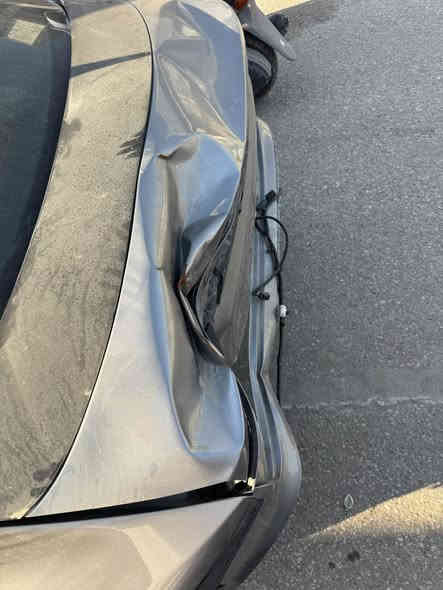 السلام عليكم 
K4 أمريكي 
موديل 2025
ماشية 12 الف
فئةEX فول عدا الفتحة
حادثها مبين بالصور
ايرباك بردة فقط
مازده لد 
بك لايت لد
داخل رصاصي 
بصمة 
رادار كل الجهات 
توقف ذاتي 
توقف خلفي
شاشة متصل 
كامرا 360
ابيع على حادثها  138 وبيها  مجال 
العنوان بغداد الشعب 
***********
