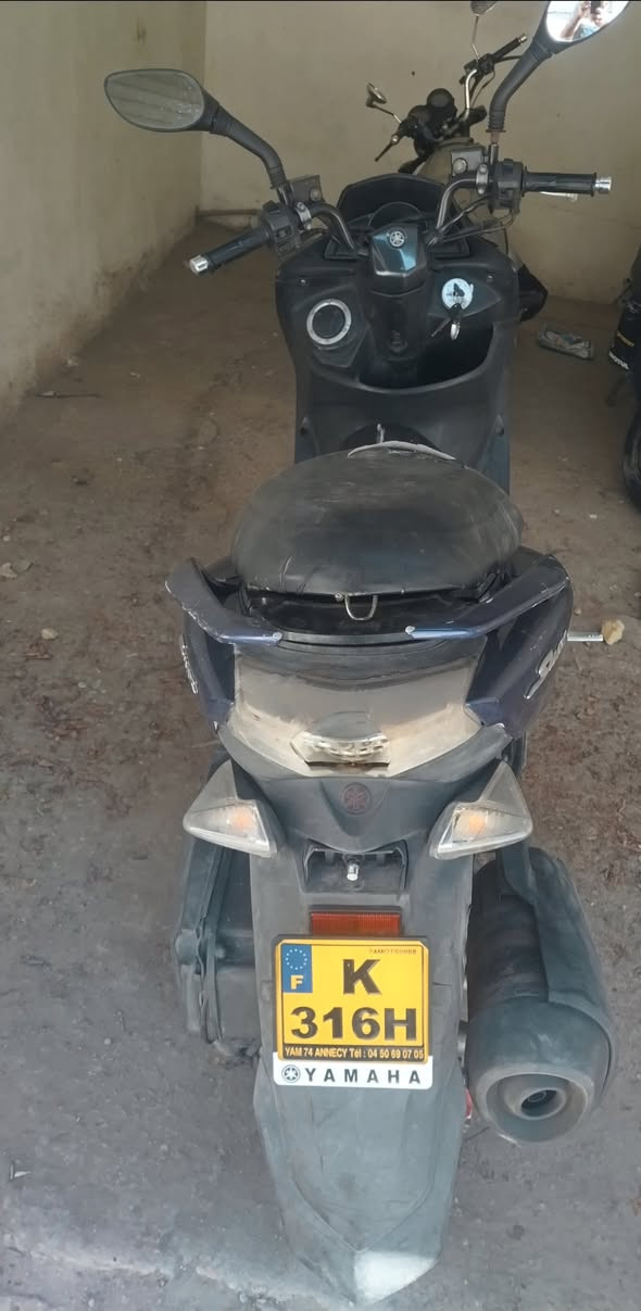 سلام عليكم  
ماجسته اس ياباني خطين بانزين 2018
السعر مليون و200 بيهه مجال 
العنوان بغداد الكراده
للتواصل ***********
