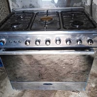 طباخ ايطالي • نضيف • ٥ شعلات