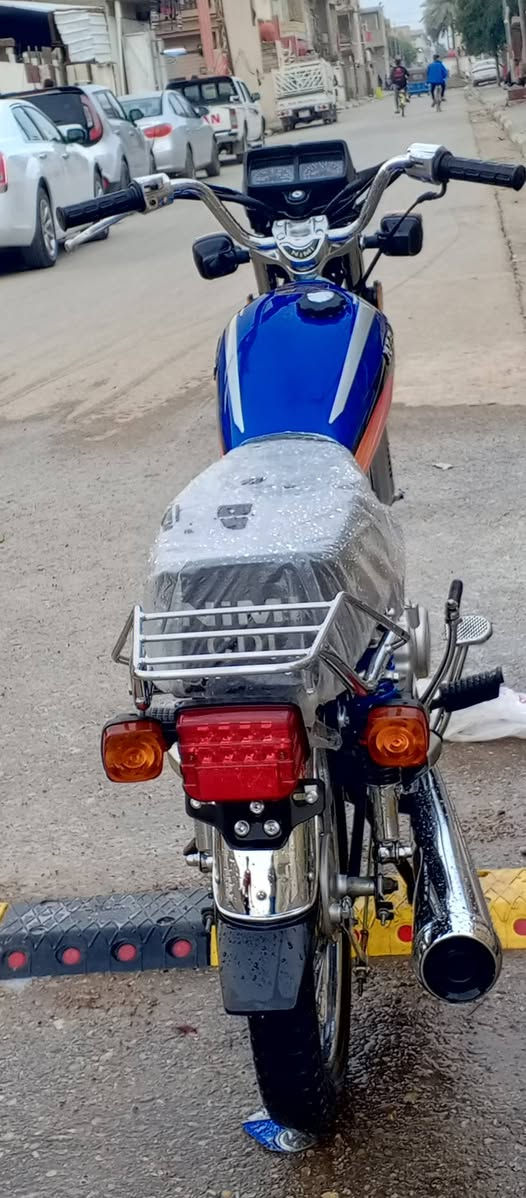 سلام عليكم لحد يتصل ويكول شبيهة أقره التفاصيل عدل رحمالله والديك لتعبني دراجه نامه سكنر موديل ٢٥ مكفوله كفاله عامه عله وضع الشركه السعر ٧٠٠ اوبيه مجال العنوان واسط نعمانيه ***********
