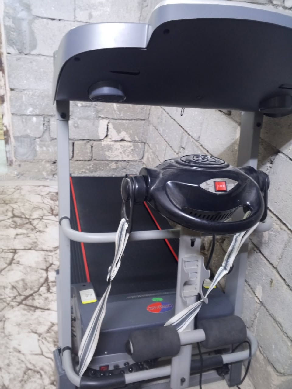 السلام عليكم للبيع جهاز بعده جديد نوعية درجة اولى الشراري يتصل ***********
