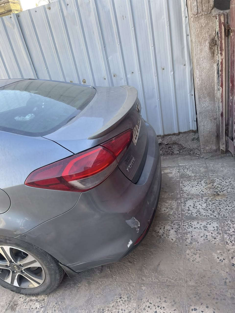 سلام عليكم فورتي موديل ٢٠١٧ سياره معرك ٢٠٠دوش  رقم شمالي ربيل عنوان السياره الدوره حي الصحه السياره ابيع عام  سعره ٩٨وبيه مجال ***********
