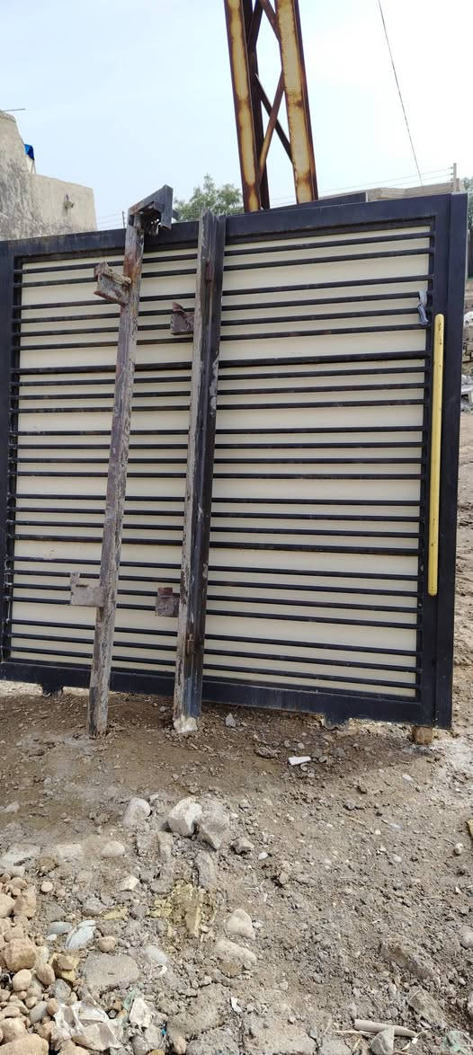 للبيع باب سلايت ثقيل توصاه طول 3 امتار كامله هيه وملحقاتهه


**إذا كنت صاحب هذا الإعلان وتريد حذفه لأي سبب، رجاءا أرسل رسالة إلى الدعم الفني**