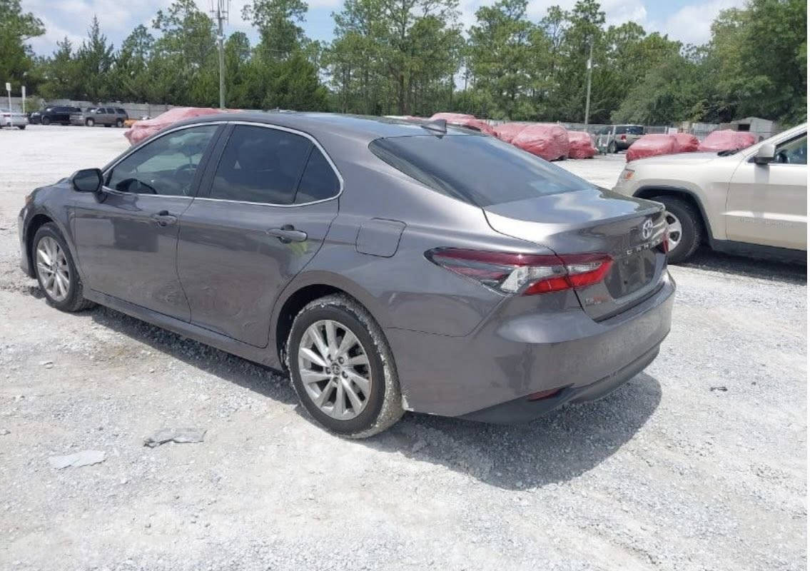 بسم الله الرحمن الرحيم / تويوتا كامري موديل 2024 مواصفات Le سياره ماشية 19 ميل فقط بجم كبس السيارة جديد الحادث فقط بابين موجود بالنشر رقم كاتي اربيل سياره معلومات الاكثر اتصل الرقم *********** واتساب  مكان سيارة اربيل 
تحياتي ل ادمين الكروب 🌹سعر السياره 190 ورقة بية مجال
