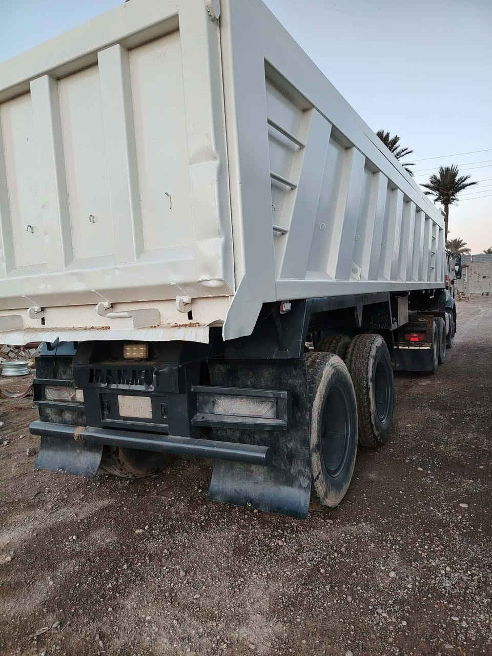 عربانه حداديه للبيع شقل فلوجه مجموعه المانيه براد ١٦ شاصي ألماني الذرعه ٣١ متر ويه تعلا ٣٥ عربانه جاهزه للشقل السعر ١٤٠ ورقه وبيه مجال مكلف بل نشر اي استفسار عل هذا الرقم ***********
