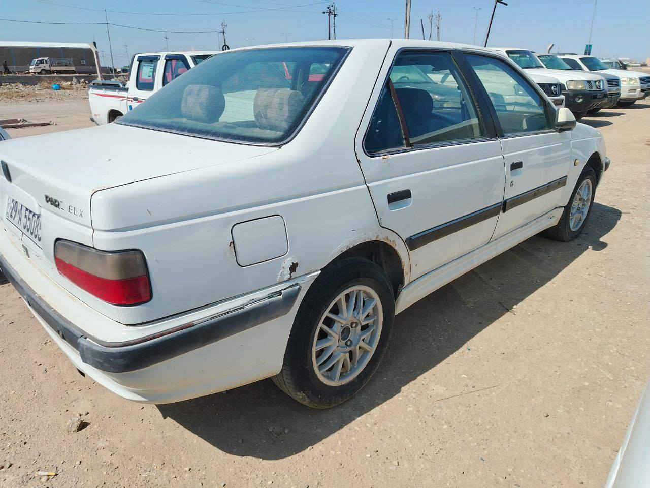 بيجو بارص 
٢٠٠٧
كير ومكينه مكفولات  
سياره خير من الله 
السعر ٢٨ ورقه وبيها مجال بسيط
..رقم واسط  أنكليزي 
الكوت قرب بوابه كوت بغداد مقابل محطه البوابه 
 
***********
***********
