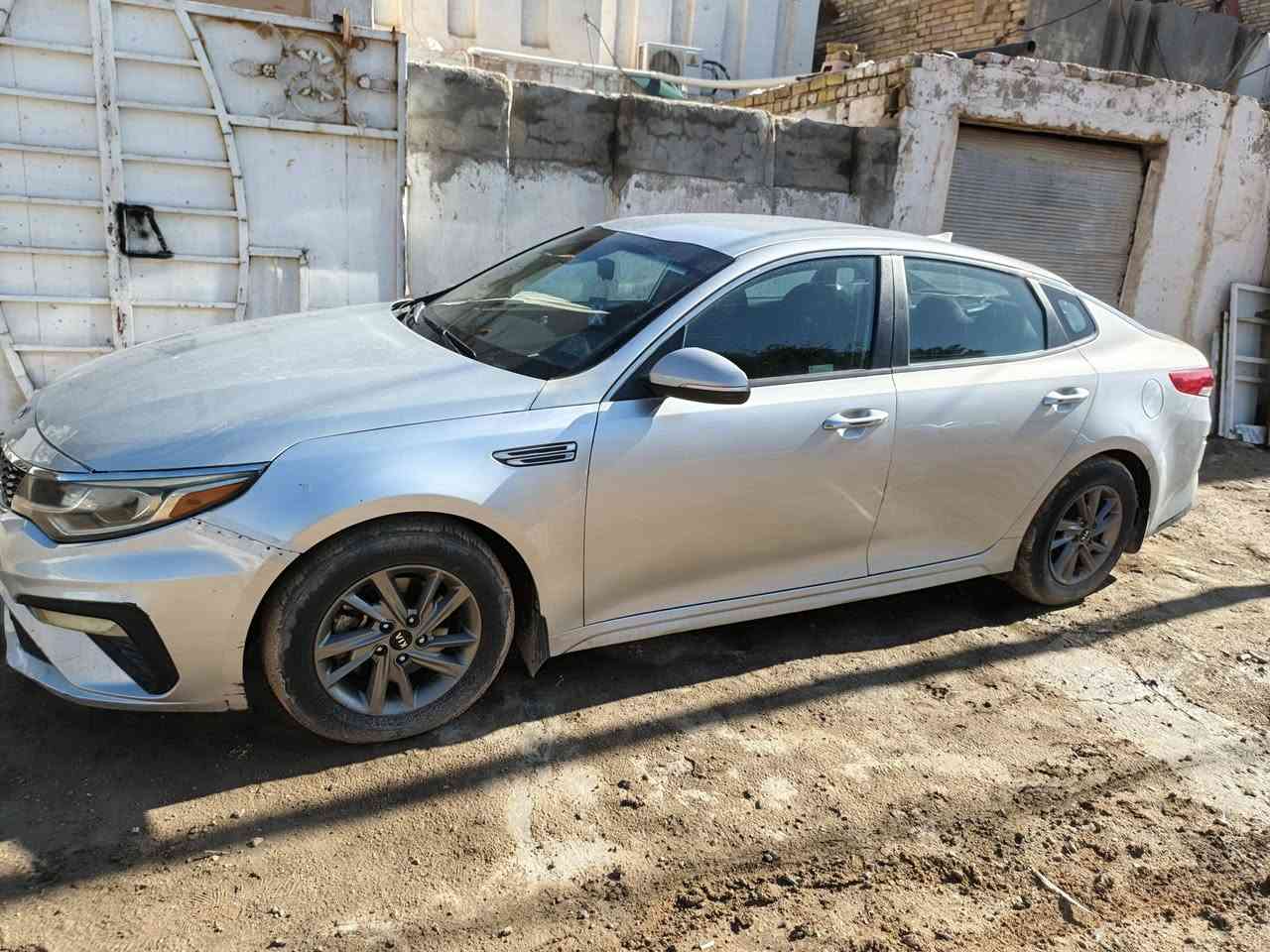 اسلام عليكم كيا اوبتما موديل 2019 بسمي سيارة رقم بابل مشروع وطني  تخم تاير حداديه باتري دواخل نضيفه بلاديه الون اسود سيارة وارد امريكي السيارة بيها الجاملغ الخلفي جهة البانزين وبنيد مبدل اصلي السياره بدوه معجون السعر 132 مكان السياره الديوانيه رقم الهاتف / ***********
