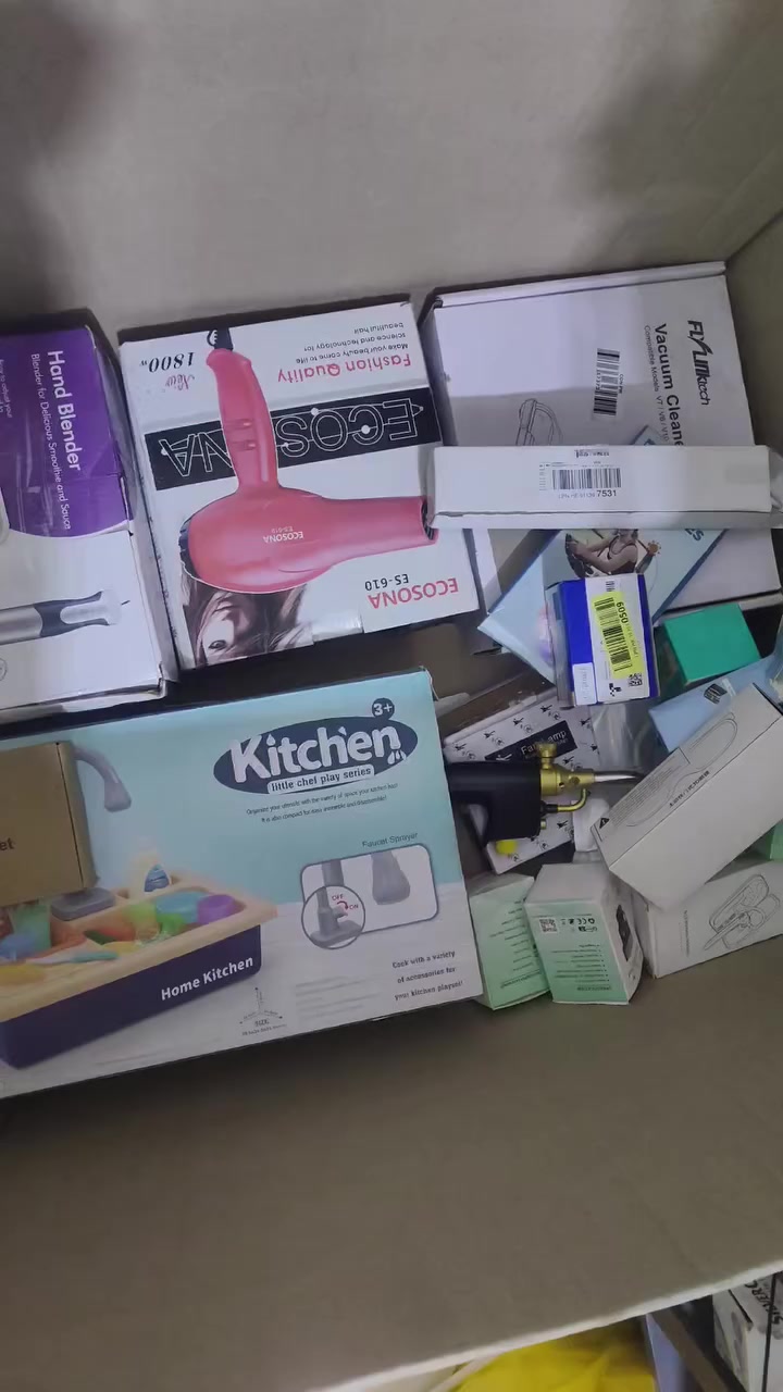 شلعة متكونة من 120 الى 125 قطعة بهذة الشكل الغراض البيهة مرتبة نظام البيع فحم يبدي مزادهة من 125الف ينتهي مزادهة باجر العضر ان شاء الله الي يزاود عليهة بالتعليقات يدخلي خاص حتى اذا صارت من نصيبة اراسلة 
لحد يطب بالخاص ويكلي شكد سعرهة يم اعلى سعر ابيع اخوان


**إذا كنت صاحب هذا الإعلان وتريد حذفه لأي سبب، رجاءا أرسل رسالة إلى الدعم الفني**