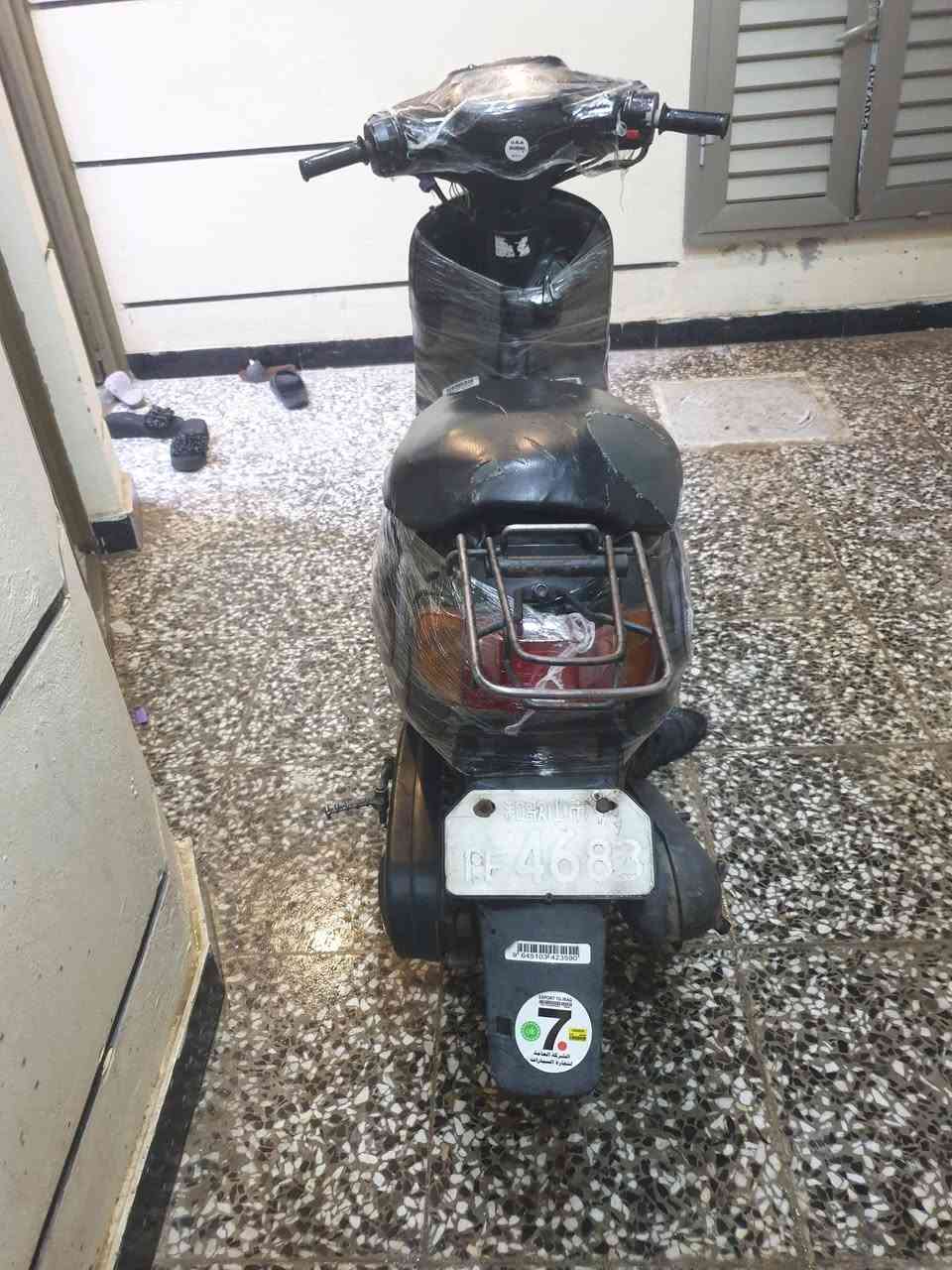 دراجه بطه  للبيع  العنوان بغداد الزعفرانيه 
السعر 220 وبيها مجال  التواصل ***********
