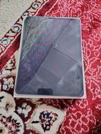 ايباد M2 • ذاكره ٥١٢ • نضافه ٩٩%