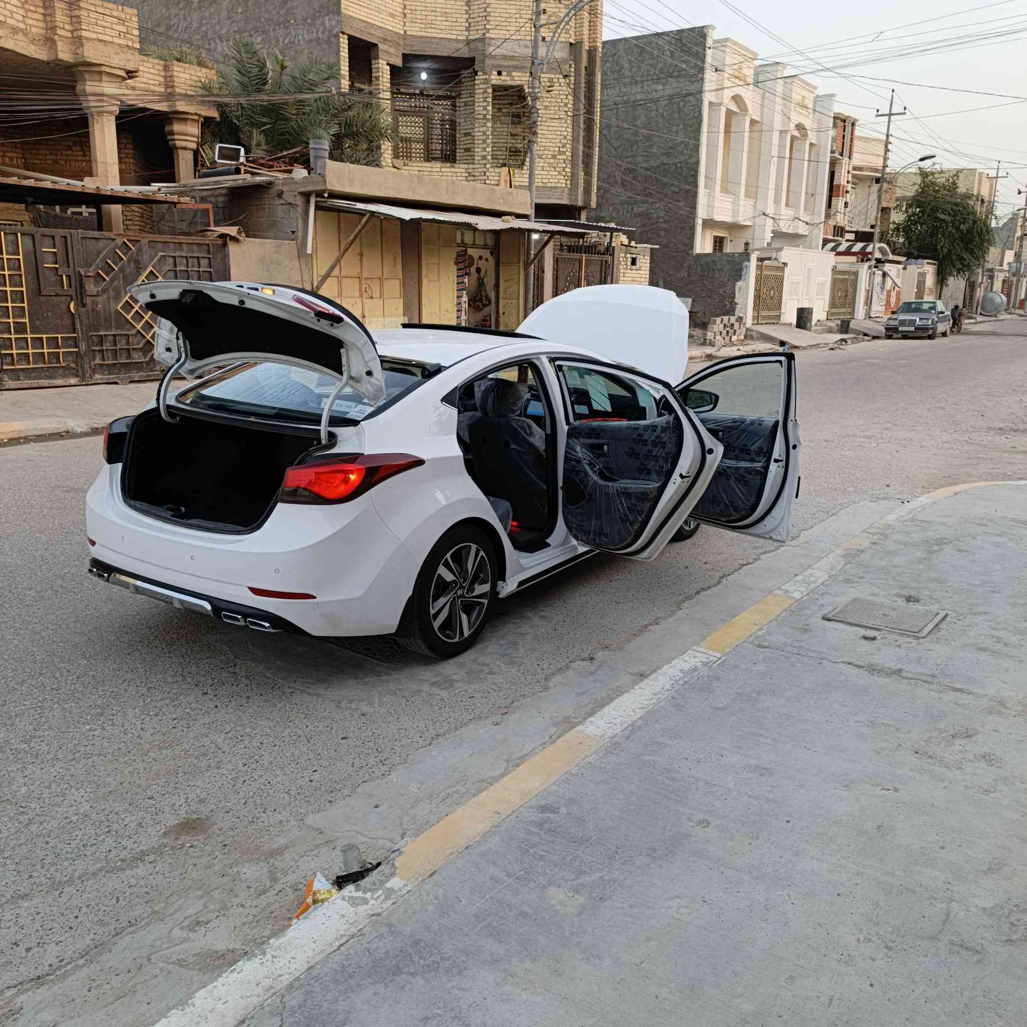 السلام عليكم
للبيع النترا 2014 فول مواصفات واحد على واحد فئة GLS بصمة ابواب بصمة تشغيل فتحه تحكم ستيرن اشارة بل مري امري شفط مكفوله كفاله عامه من كلشي مكان السياره الفلوجه
السعر 140 وبيها مجال 

استفسار الاتصال ع الارقام *********** /***********

ملاحضه اني مكلف بل نشر اي استفسار اتصل بصاحب السياره ارقامه موجوده
