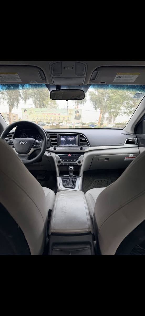 سلام عليكم
النترا 2017 امريكي رقم بغداد بسمي تحويل ثاني يوم هزه جديده سنويه لل30السياره فول موصفات عده الفتحه/ شاشه كامره بصمه رادارتحكمات جهتين ثلاث وضعيات قياده تدفئه بل كشنات كشن كهربائي   تبريد منضومه جديده  ثلج شرط اطفي تخم تاير جديده بطاريه جديده السيارة خير من الله السياره عليها نانو سيراميك مثل ما موضح حادثها بنيد فقط والسونار مرفق
للاستفسار ***********
العنوان البياع تحياتي للجميع  
السعر 120
بيع او مراوس
