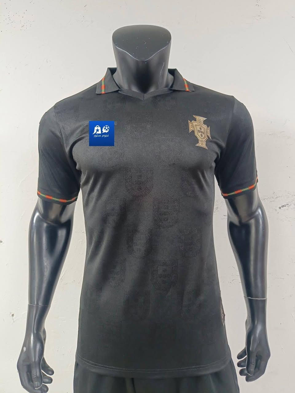 دريس فقط نسخه لاعب تايلندي اصلي وهوه شعار الشركة سعر القطعه ب 8فقط قطعتين ب 15 عرض لمده 3 ايام ويوجد توصيل لجميع المحافظات 

الرقم ***********
