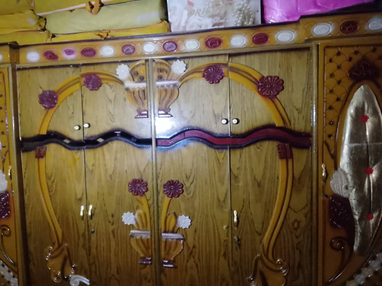 كنتورررر للبيع في النهروان سعر 100 ***********
