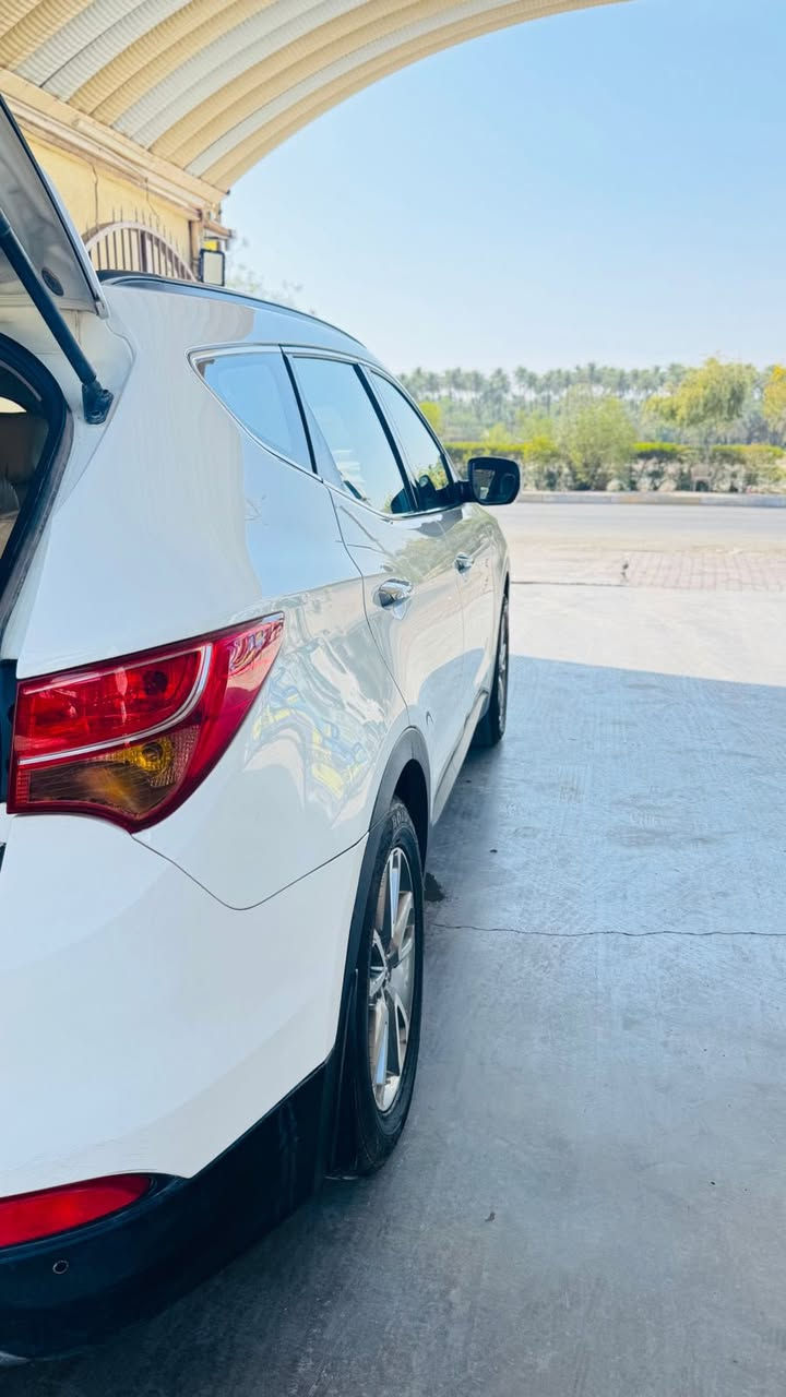 للبيع: هونداي سنتافي 2013 خليجي
• ممشى: 170 ألف كيلو
 • 7 راكب
• 3 قطع تبريد مع تحكم منفصل بالتبريد
 • حساس خلفي
• كامرة خلفية
 • إشارات بالمرايا
 • شاشة مع شاشة ترحيب
 • رقم أربيل
 • السيارة باسمي مباشرة
• بنيد صبغ (أثر طخة بسيطة)

 • الداخل نظيف جداً
سعر السياره 165 قفل
للاستفسار والاتصال: ***********
