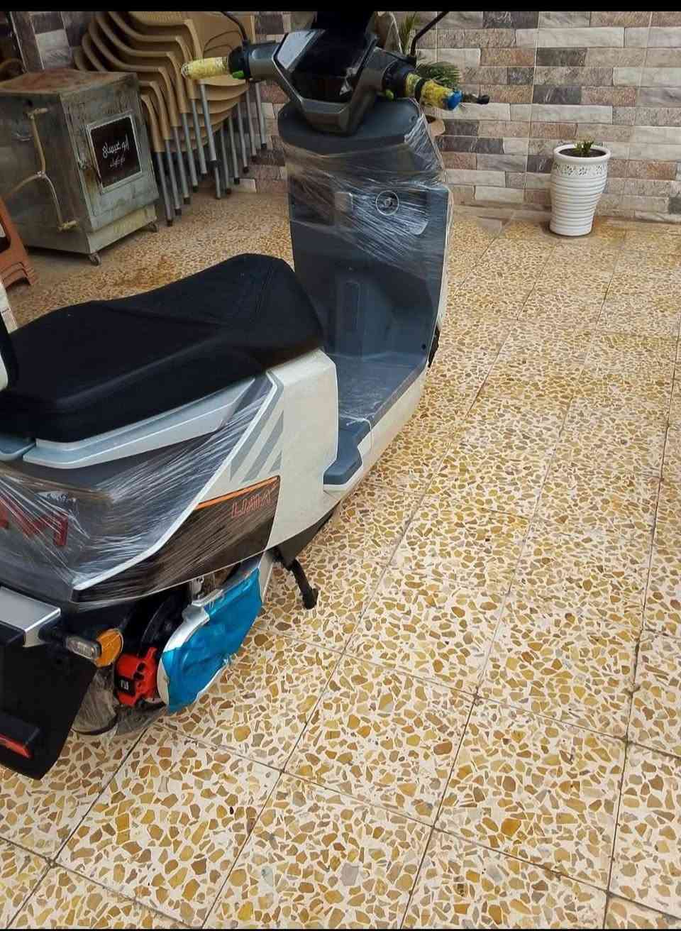 السلام عليكم دراجه شحن للبيع موديل2026 من نوع ليما عدد البطاريات6 ليثيوم ثلاث سرع سرعه حقيقه 80 ملف 1800 الرقم ***********العنوان صلاح الدين تكريت القادسيه
