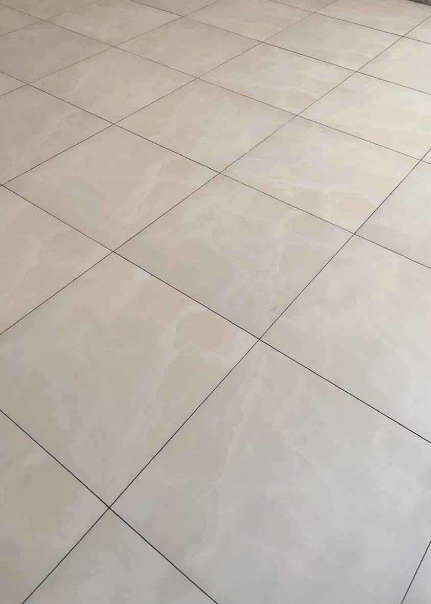 سلام عليكم شتغل تطبيك بورسلين +سيراميك الخالع وتنضيف وتطبيك رقمي ***********
